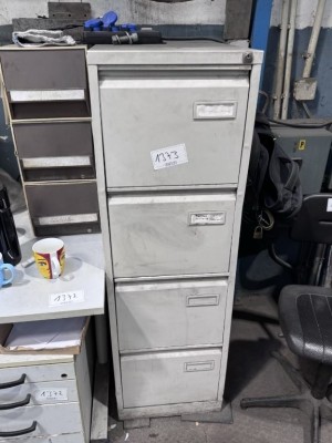 1 Metallhängeregistraturschrank, 4-zugig